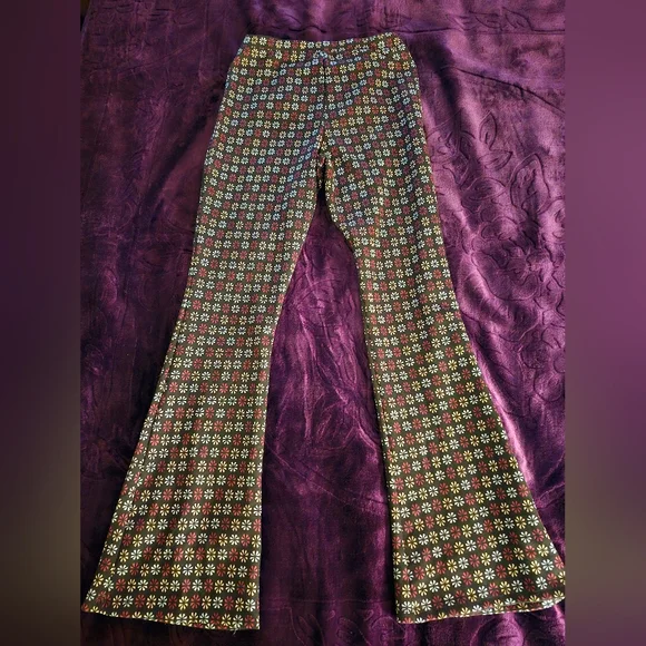 Y2K Daisy Flares - Picture 2 of 4